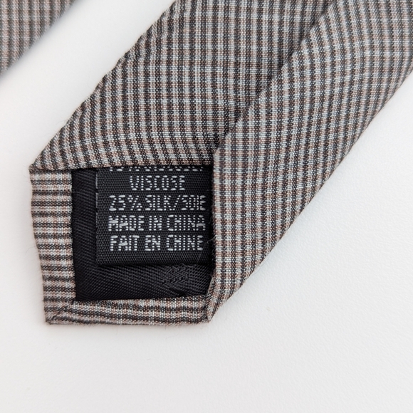 Calvin Klein Men's Tie with Soft Pattern w/Gray/Light Brown/Cream/Tan Hues - Picture 5 of 8